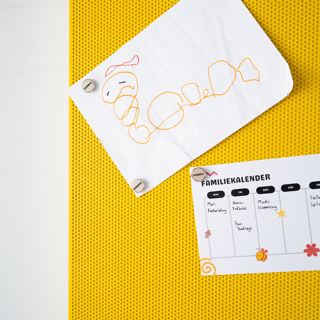 DAMPA Silent Board - Silent Board Flex in yellow with family calender and drawing 